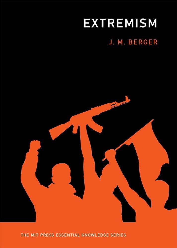 Extremism, Paperback fotografia produsului
