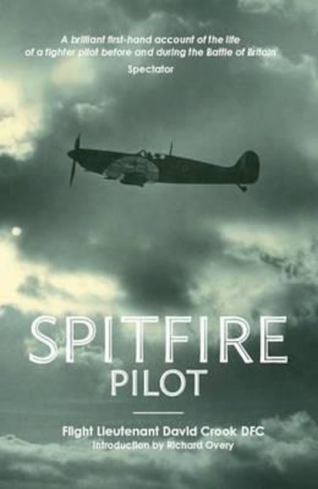 Spitfire Pilot, Paperback фото продукта
