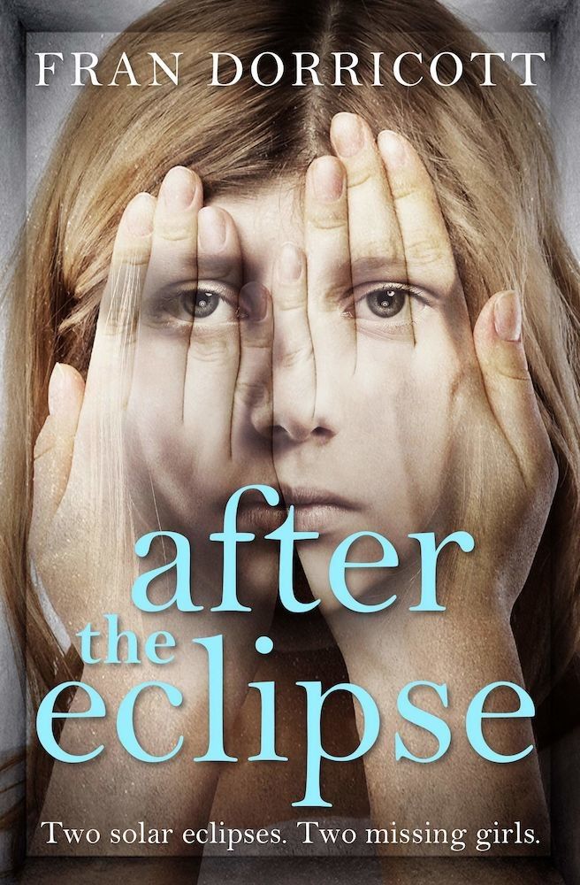 After the Eclipse fotografia produsului