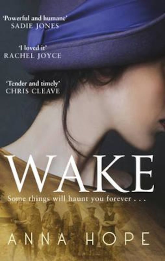 Wake, Paperback fotografia produsului