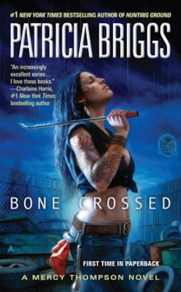 Bone Crossed, Paperback фото продукта