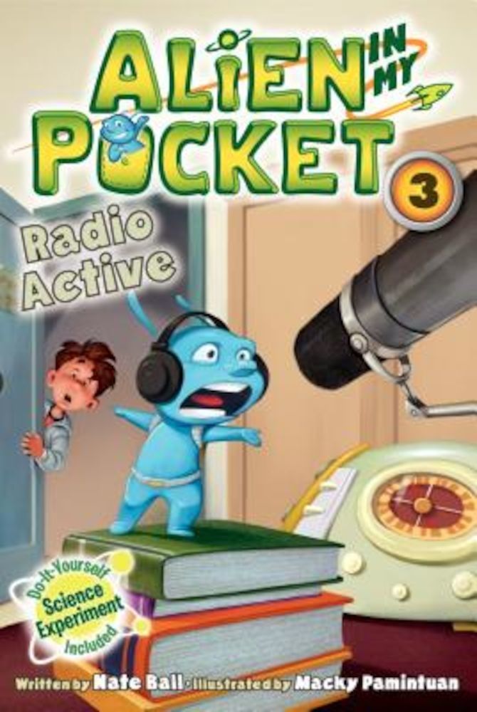 Radio Active, Paperback fotografia produsului