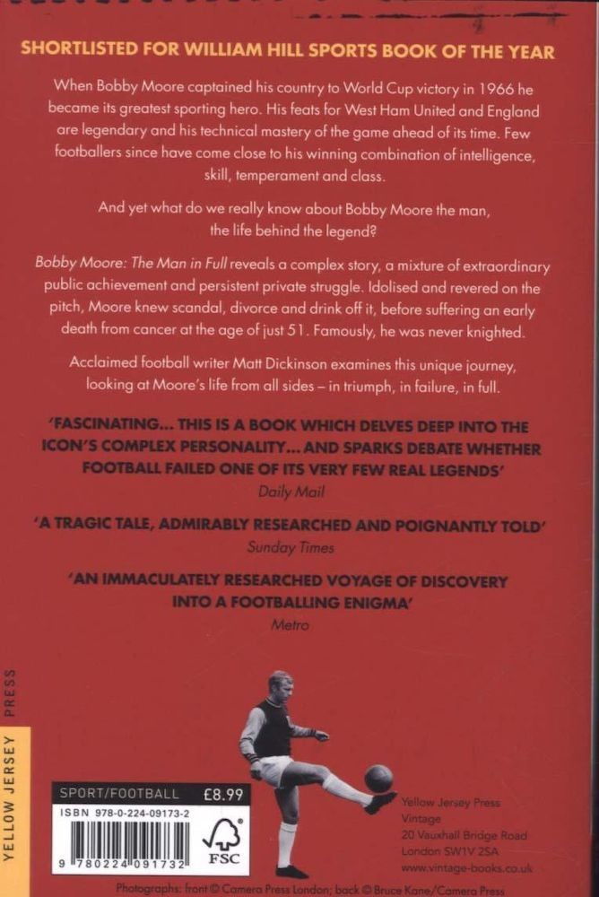 Bobby Moore, Paperback фото продукта View 2 L